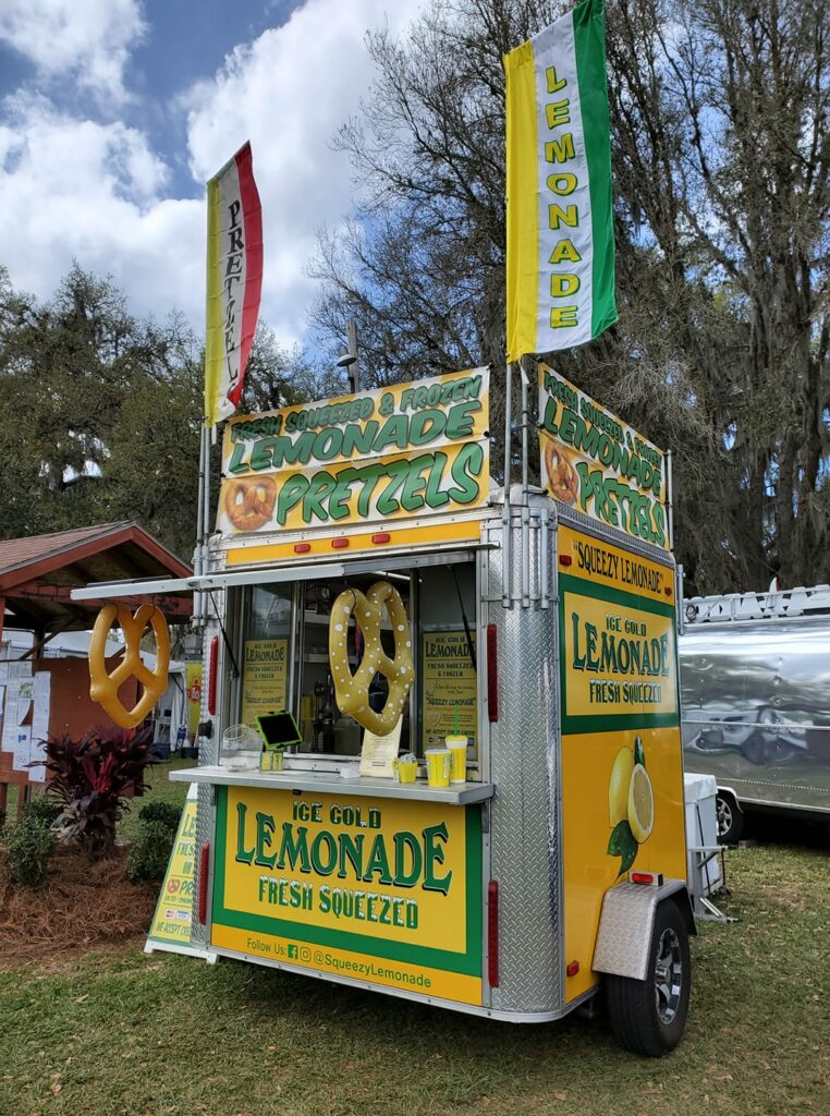 Squeezy Lemonade Food Truck