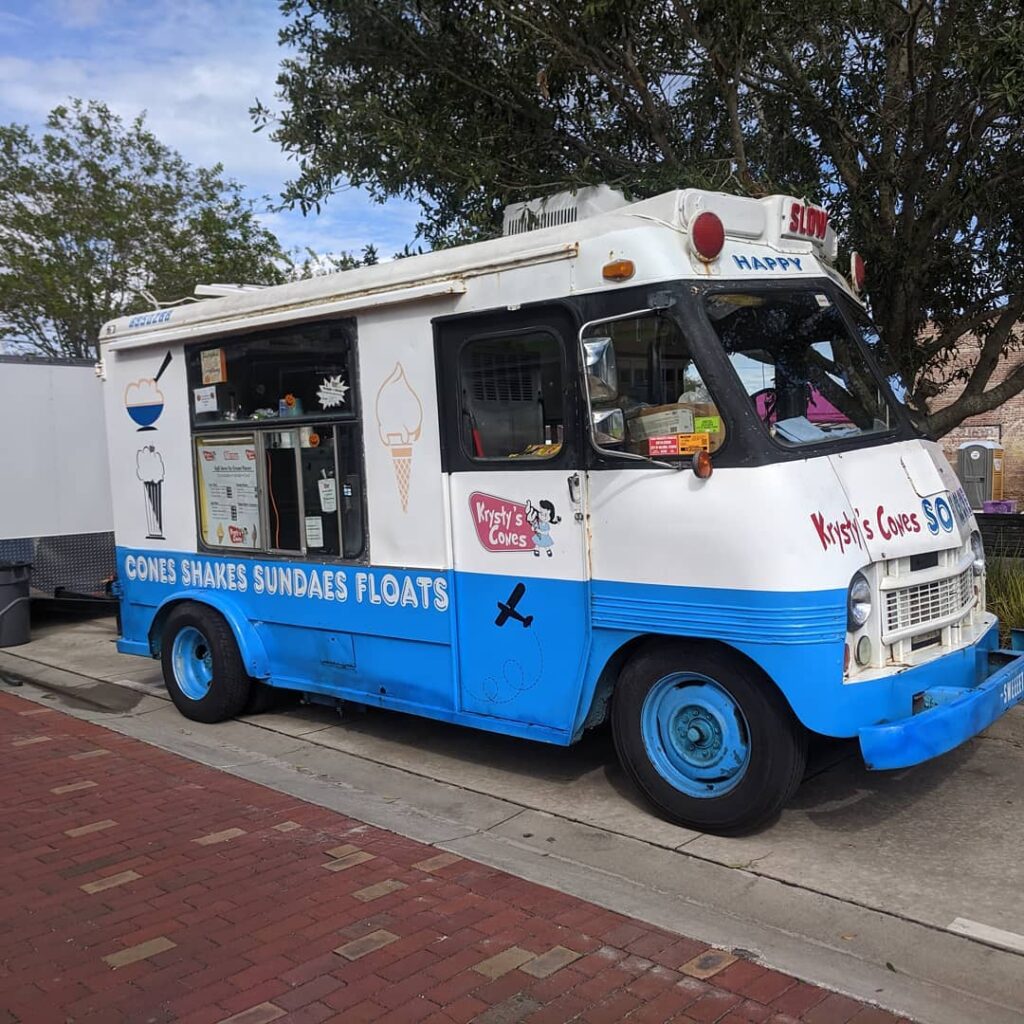 Krysty's Cones Food Truck